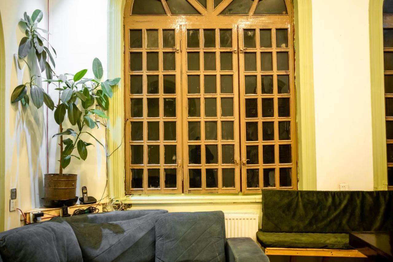Flora Music & Art Hostel バクー エクステリア 写真