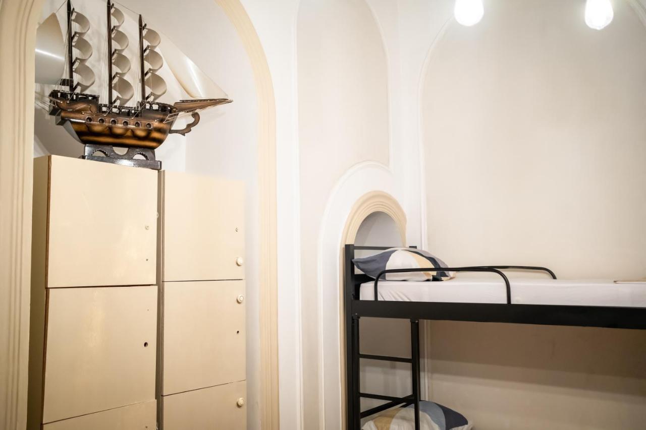 Flora Music & Art Hostel バクー エクステリア 写真