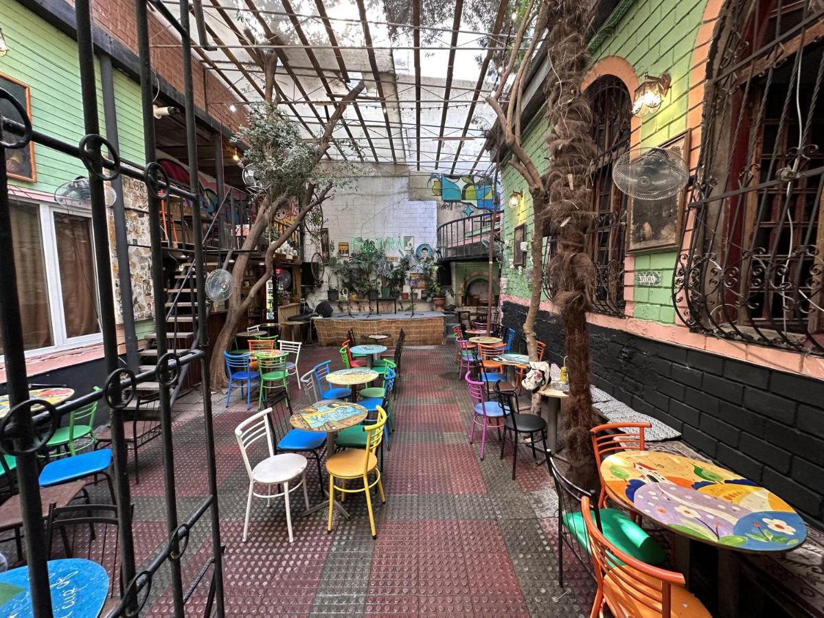 Flora Music & Art Hostel バクー エクステリア 写真